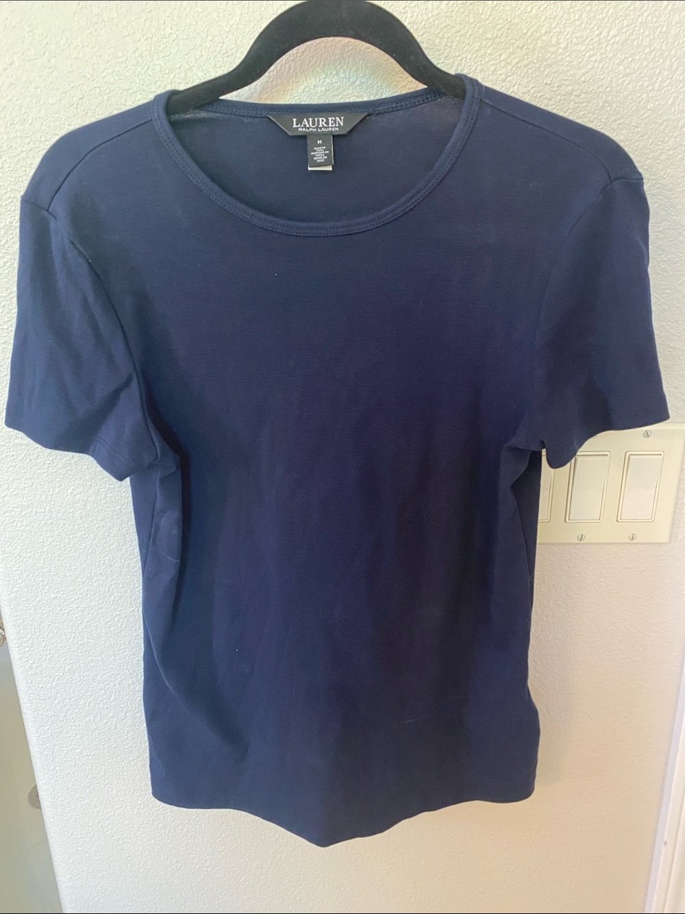 Lauren Ralph Lauren Navy Short Sleeve Crewneck Tee size medium